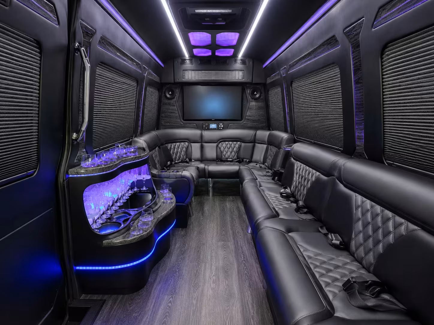 ada accessible senior bus rentals for new braunfels churches