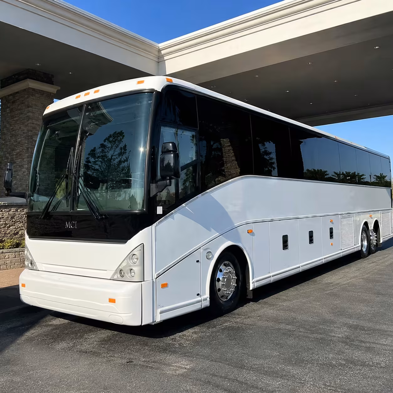 book employee transportation in new braunfels or any city nearby
