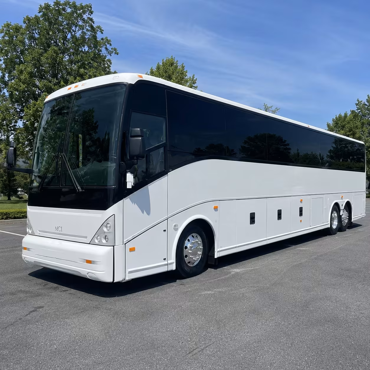 employee shuttles in new braunfels