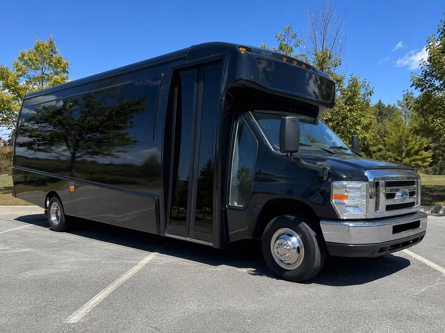 minibus rentals for comal isd and new braunfels isd field trips