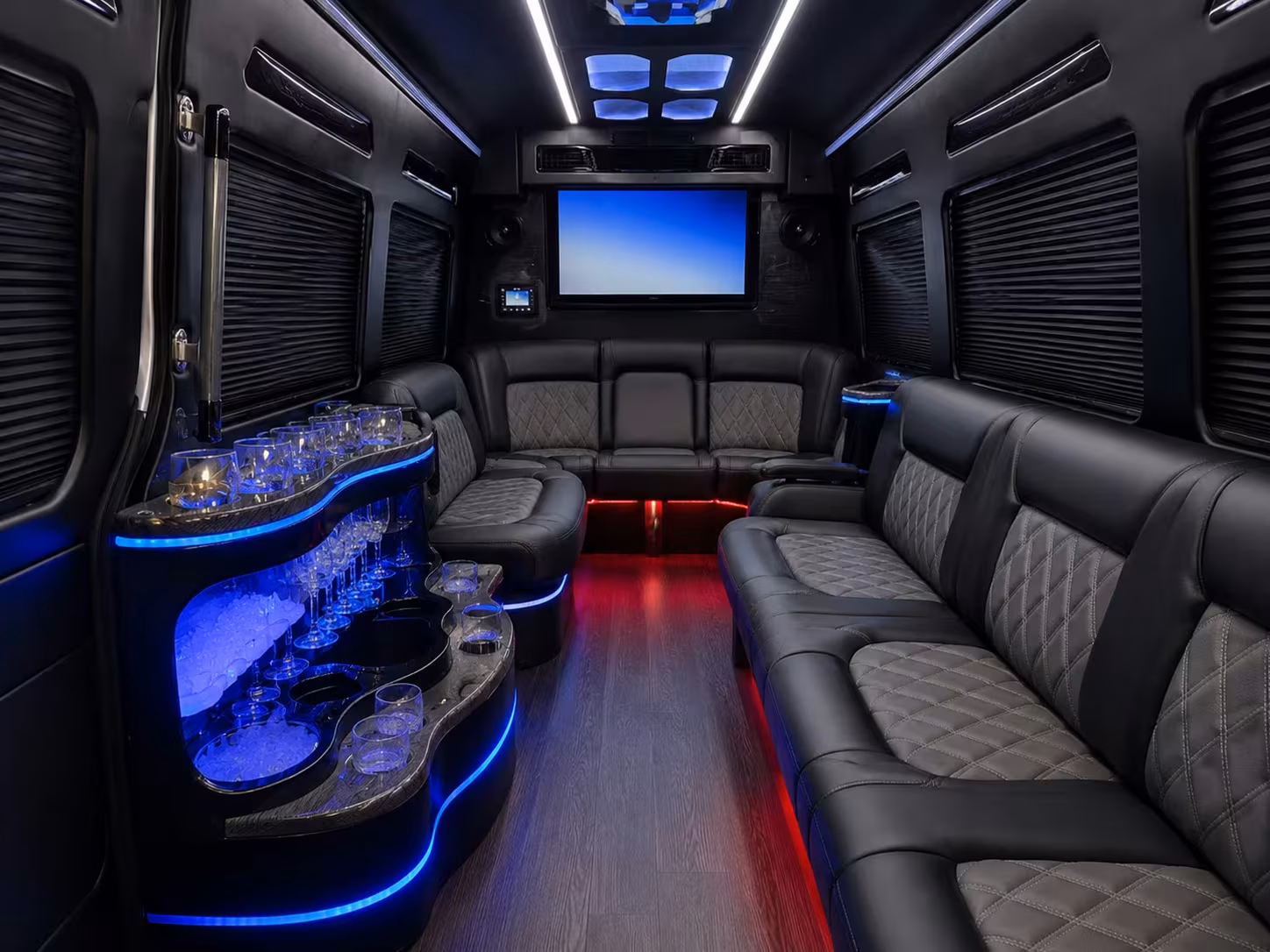 new braunfels airport shuttle buses from hotels and rentals