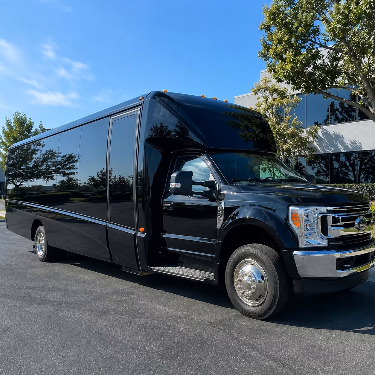 new braunfels airport transportation