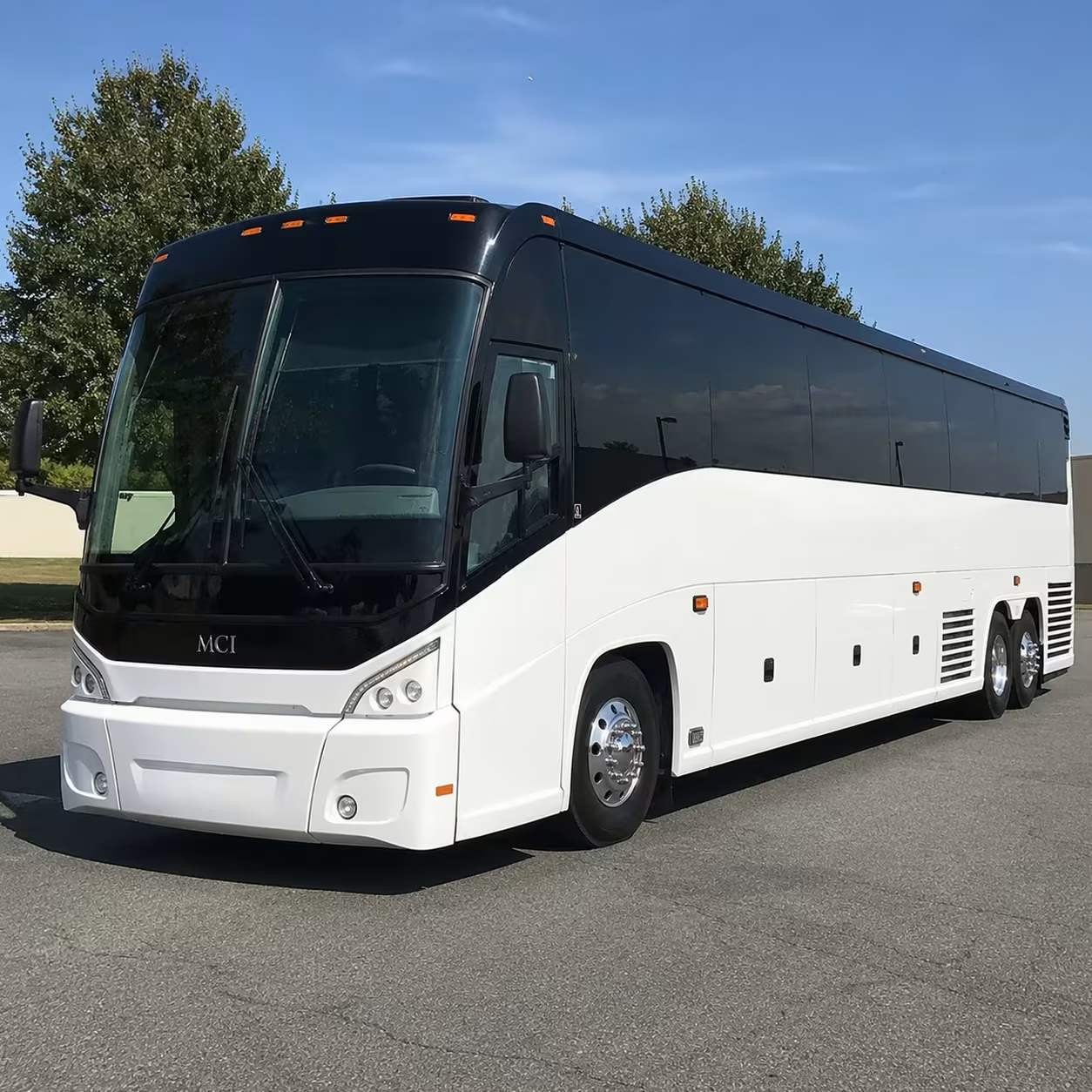 shuttle buses to whitewater amphitheater in new braunfels